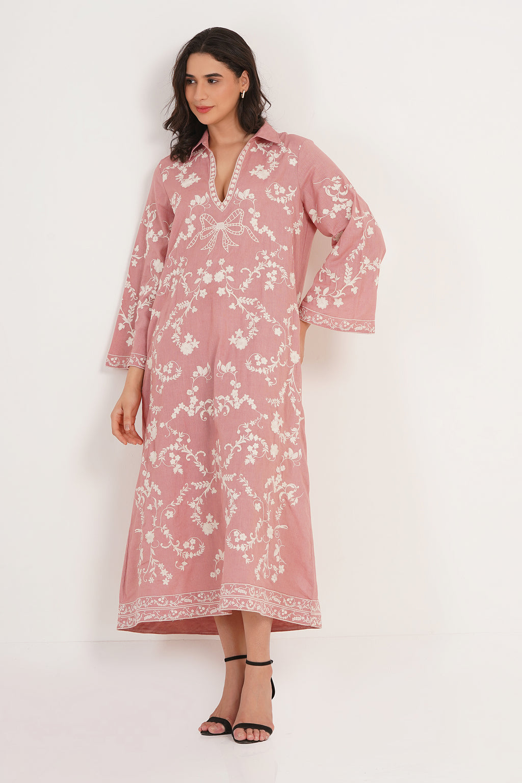 Delphine - Embroidered Dream in Peach