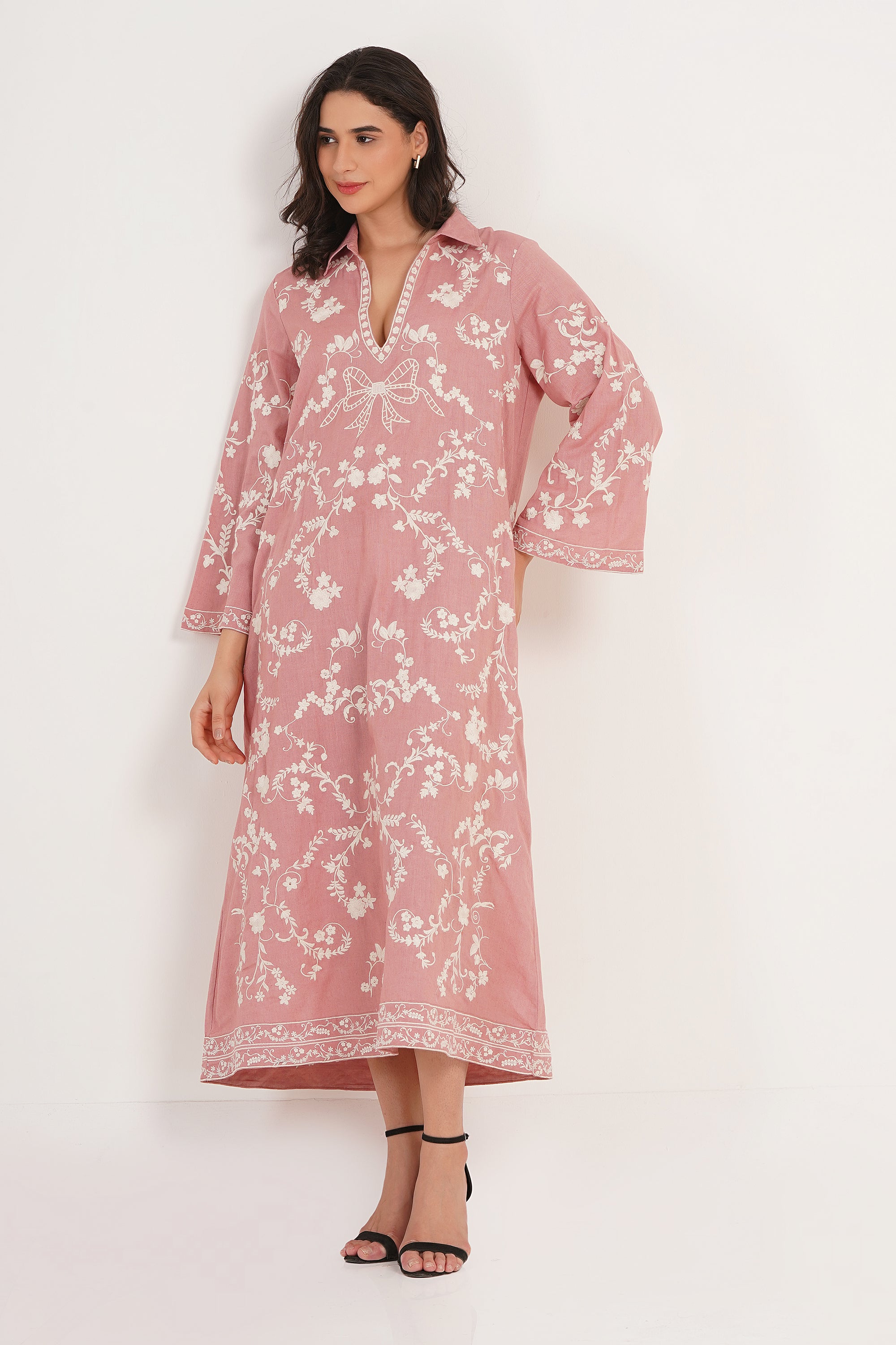 Delphine - Embroidered Dream in Peach