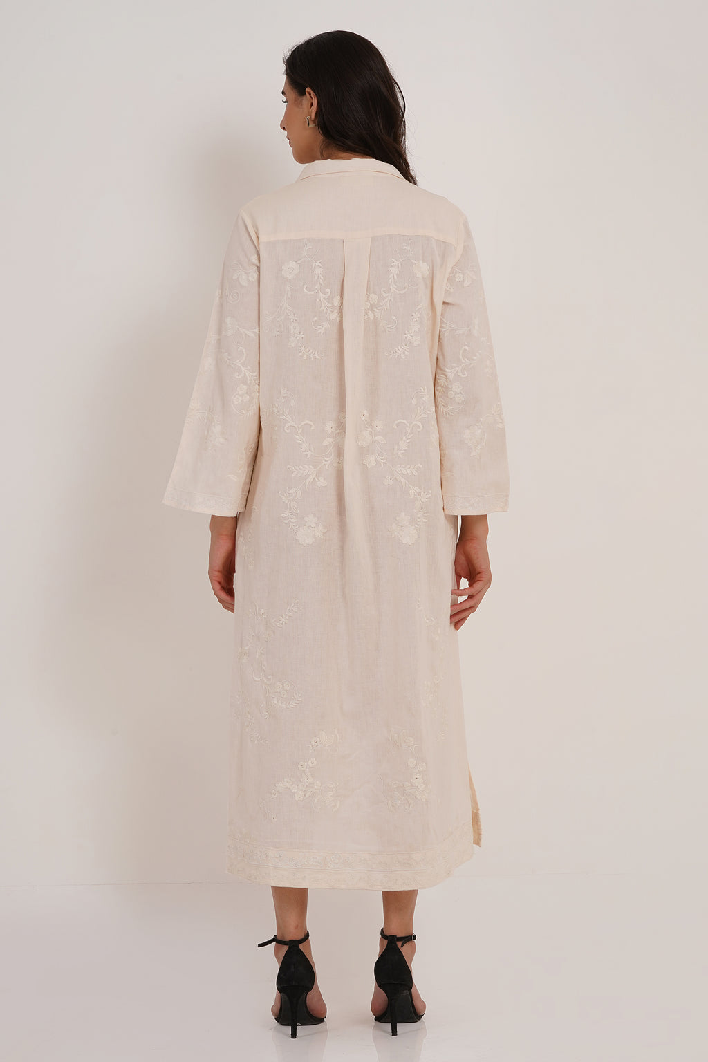 Delphine - Embroidered Dream