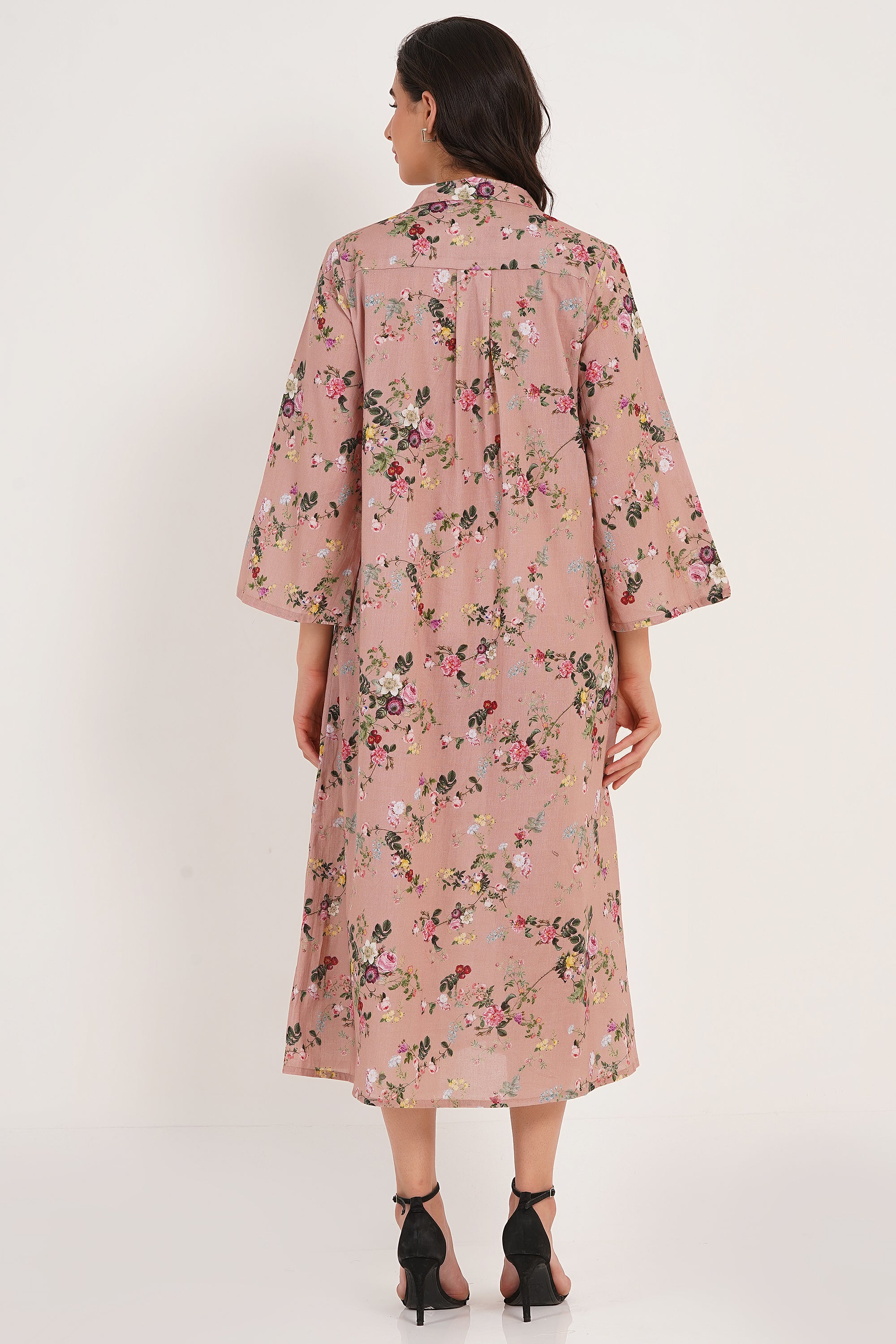 Delphine - Redoute Floral in Dusty Pink